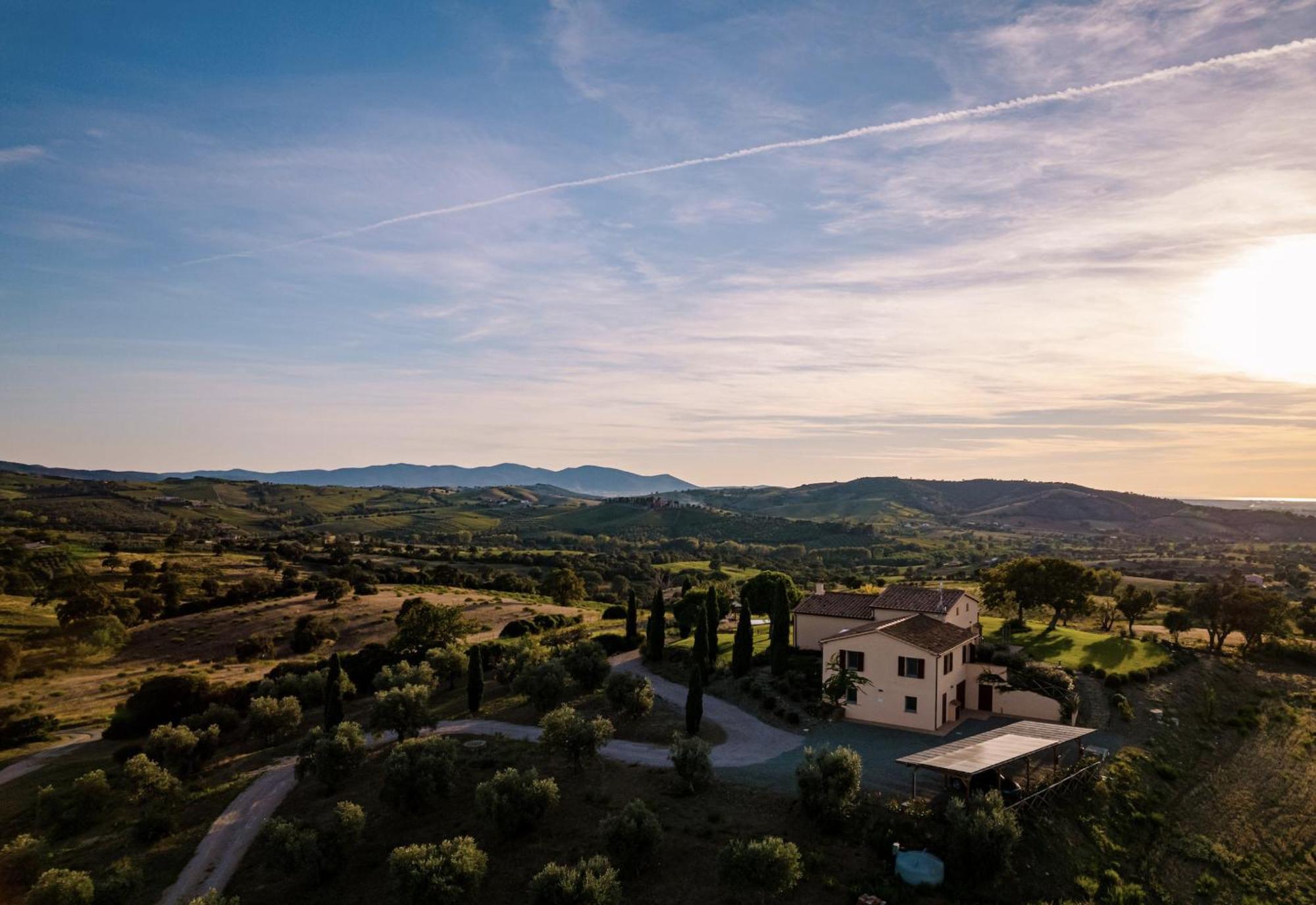 Poggio Tamantino, Villa Con Piscina In Maremma Poggio Cavallo Bagian luar foto